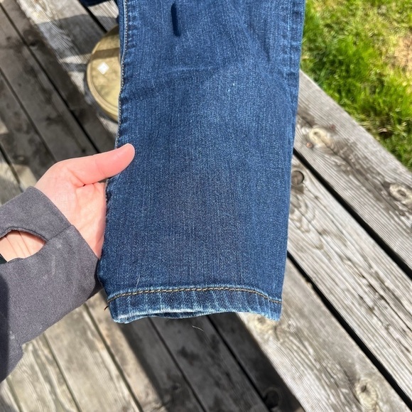 KUT FROM THE KLOTH ~ Farrah Baby Bootcut Jeans - Picture 8 of 12